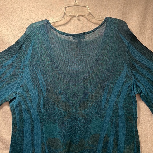 Blue-Green Marbled Sweater Blouse with Brass Stud Detail by Investments in 2X - Picture 10 of 14